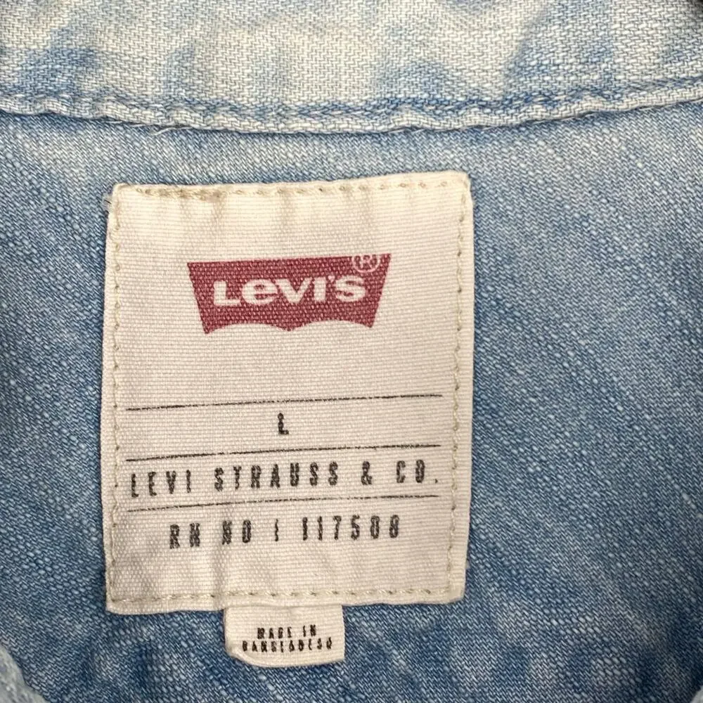 Levis Western Boho Long‎ Sleeve Button Down Mens? Unisex L Faded Light Blue Wash